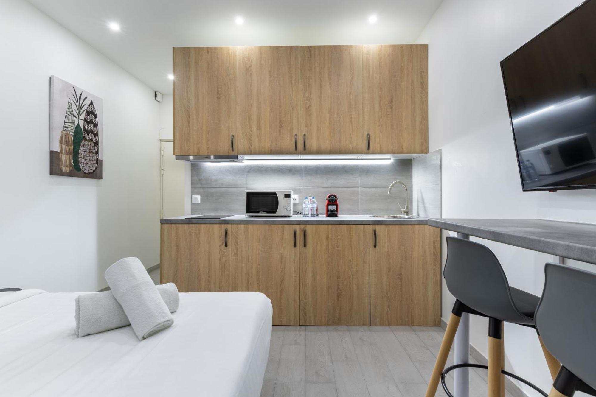 De Charme Au Coeur Des Batignolles Apartment